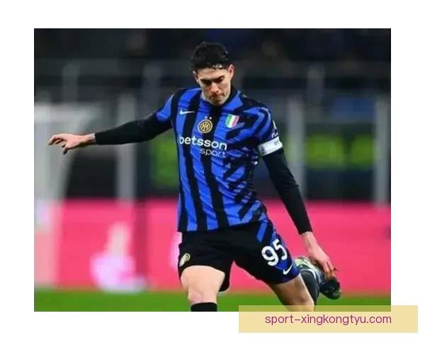 巴斯托尼失体面风波起三方热议